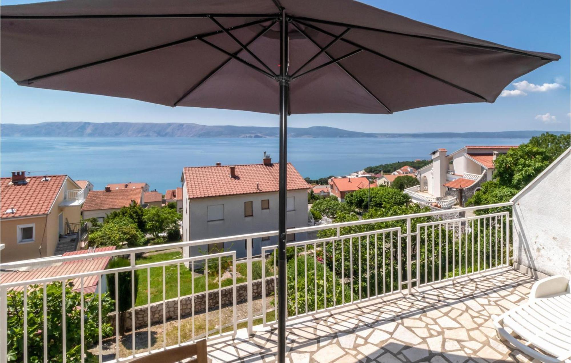 Lovely Apartment In Novi Vinodolski With Wifi Extérieur photo